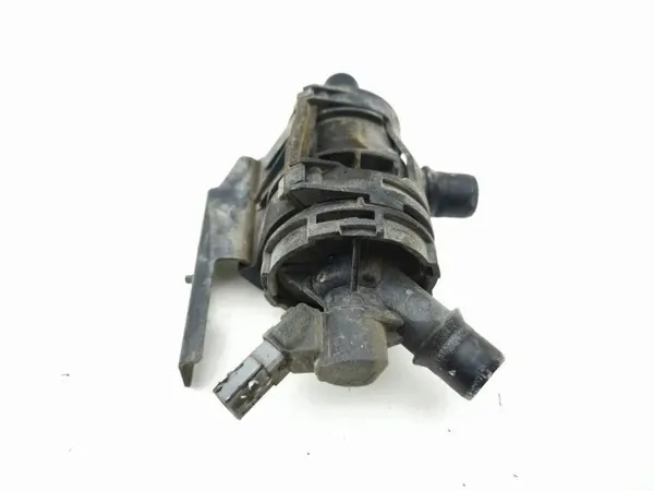 Caja termostato OEM 110615JU0B para Nissan Navara D22 image 3