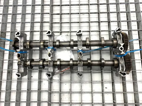 OEM Árvore de Cames Mancal Direito Audi A6 C7 3.0 218CV 11-18 image 4
