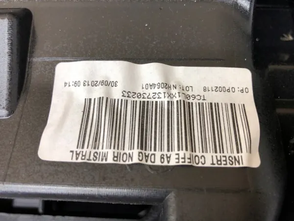 Peugeot 2008 I dashboard airbagconsole OEM image 6