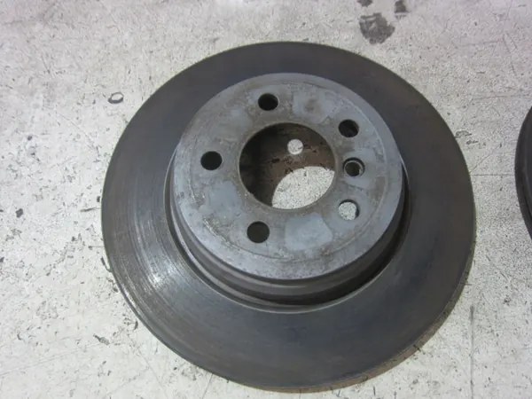 OEM 34216864899 Bremscheiben & Beläge Hinten 330x20 image 3
