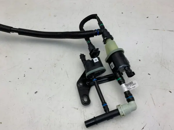 Válvula pressão combustível OEM LX68-9E817-EB Ford Kuga image 4