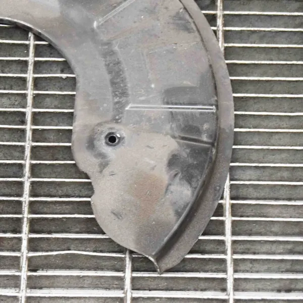 Tesla Model S 2017 Oikea jarrukilpi OEM 104595101B image 3