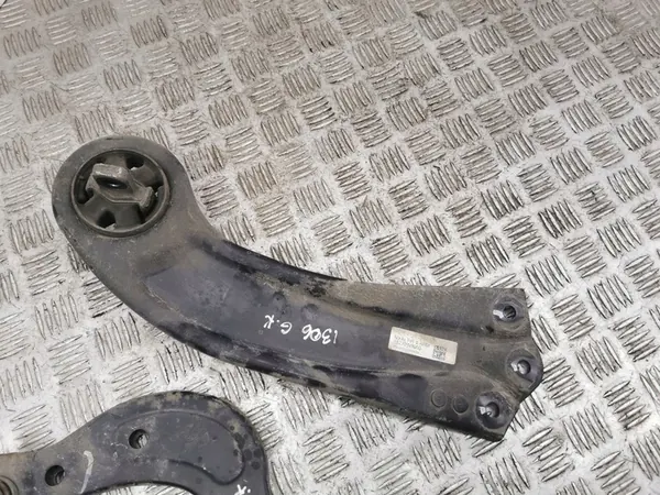 TUCSON IV BRACCIO POSTERIORE SINISTRO 55210-N9050 image 7