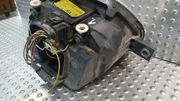 Reflector Volkswagen OE 6X1941751J image 7