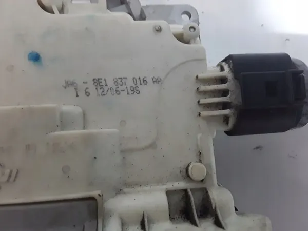 2006 Audi A4 S4 B7 Dörrlås 8E1837016AA image 4