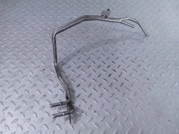 Conduit refroidisseur huile Subaru Outback OEM 21623AA310 image 4