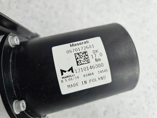 Hydraulpump framaxel lyft MC20 Maserati OEM 0670172681 image 5