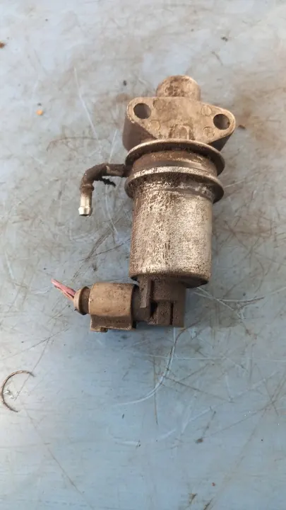 Soupape EGR OEM 01R pour Skoda Octavia 1.6B Kombi image 2