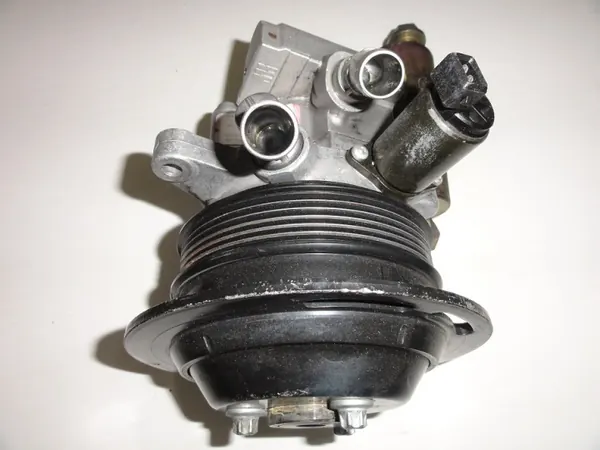 Bomba ABC Mercedes OEM 0024666001 para Clase S W220 image 4