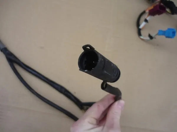 BMW E87 E81 Moottorikaapeli 1.6 116i N45B16A Manuaali 7545164 image 3