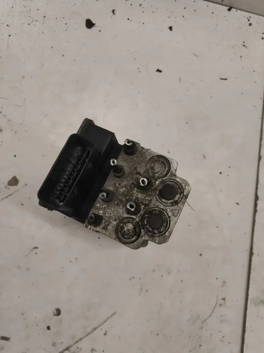 Pompe à frein ABS Opel Vectra C 1.9 CDTI OEM 12773673 image 3