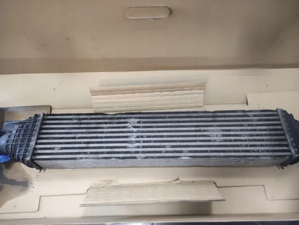 Audi Q5 A7 A5 A4 Intercooler OEM 8K0145805G image 3