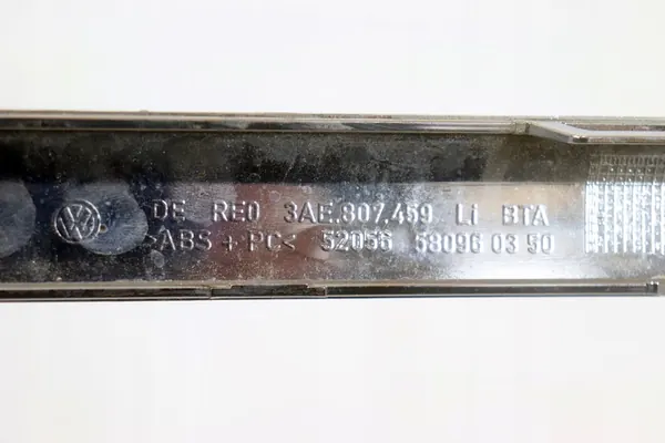 VW Passat B7 Sedan Vasemman Takaluukun Kromilista 3AE807459 image 7