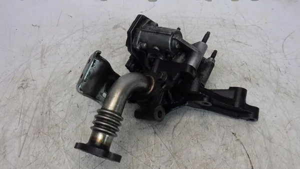 EGR-venttiili Nissan Navara III D23 2.5 D OEM 147105X00C image 3