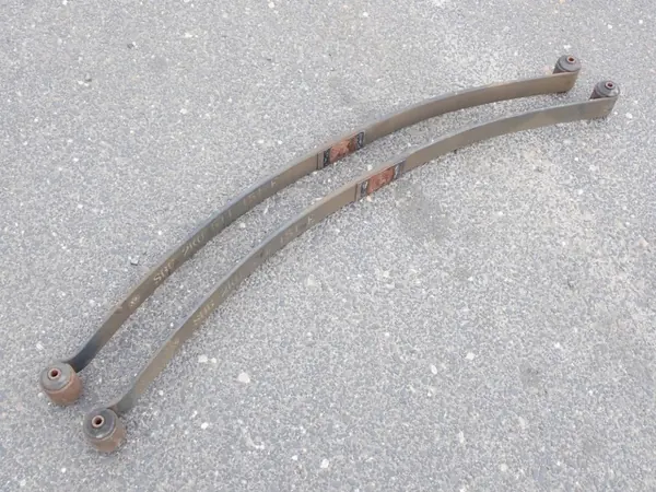 Ressort à lames simple OEM 2K0511151E pour VW Caddy III image 5