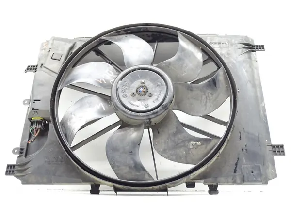 Radiatorventilator OEM A2045000193 Mercedes W204/W212 image 4