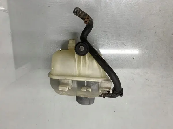 Uitzettank OEM 17137823626 voor MINI Cooper R56 image 3