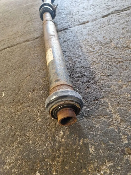 Volkswagen Touareg II 2011 Drivaxel image 4