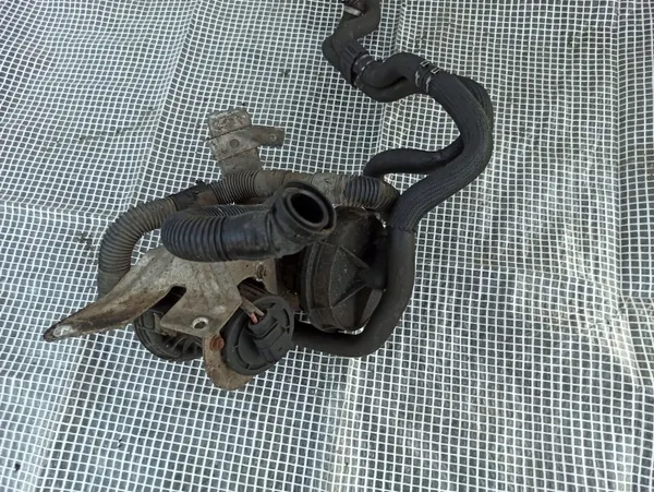 Audi A8 D3 6.0 W12 secundaire luchtpomp OEM 7H0959253 image 4
