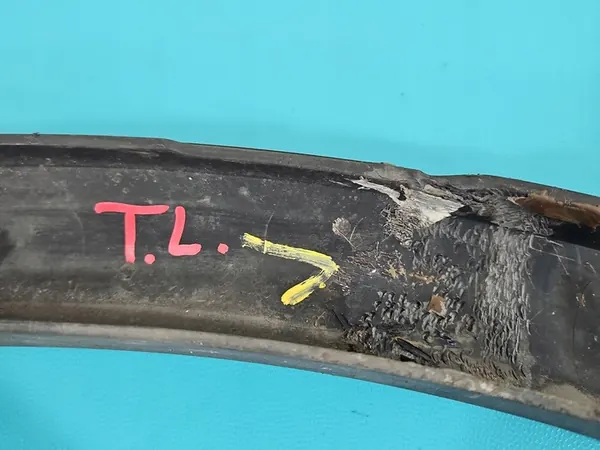 Vasen Takapuskuri Porsche Cayenne II image 8