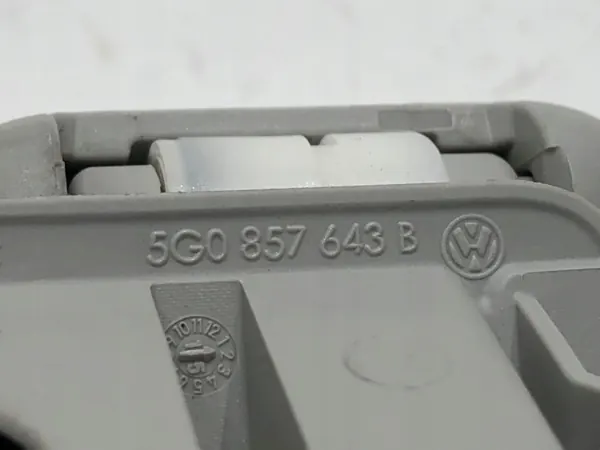 OEM 5G0857643B bakre vänster handtag för VW Golf VII image 3