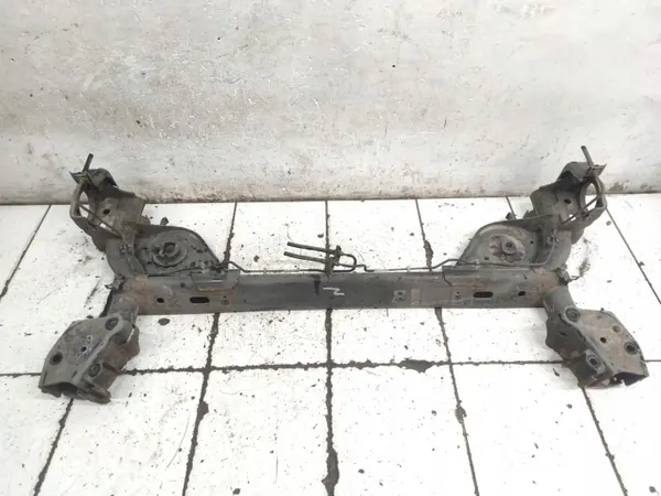 Viga traseira Nissan Juke OEM ARA277957 - Usado image 2
