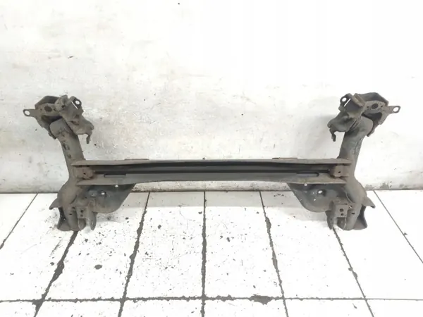 Viga traseira Nissan Juke OEM ARA277957 - Usado image 4
