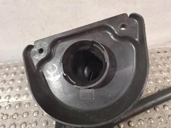 Öleinfüllstutzen OEM S17986644 für Renault Trafic III image 3