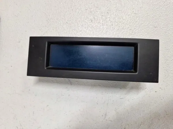 Peugeot 5008 I Radio Display OEM 9676655380 - Gebruikt image 2