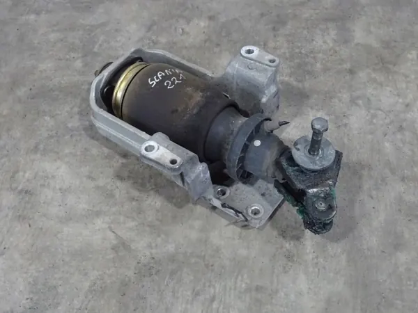 OEM 1518493 AOP Oikea ohjaamon kiinnitys Scania R 420 E4 image 2