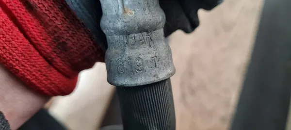 Audi A6 C6 Ölheberrohr OEM 4F0317819T Gebraucht image 8