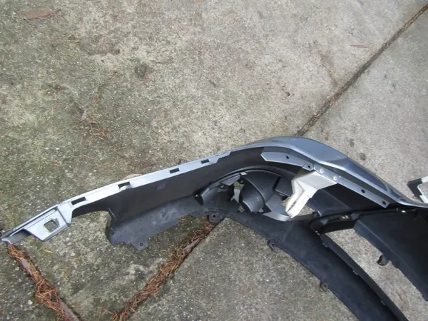 Mitsubishi Lancer VIII X Sportback Paraurti Anteriore 6400B500 image 7