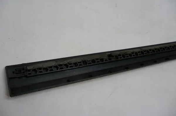 VW Passat B6 05-10 Left Front Door Trim Original image 10