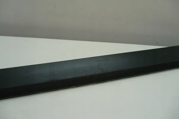 VW Passat B6 05-10 Left Front Door Trim Original image 3