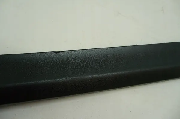 VW Passat B6 05-10 Left Front Door Trim Original image 5