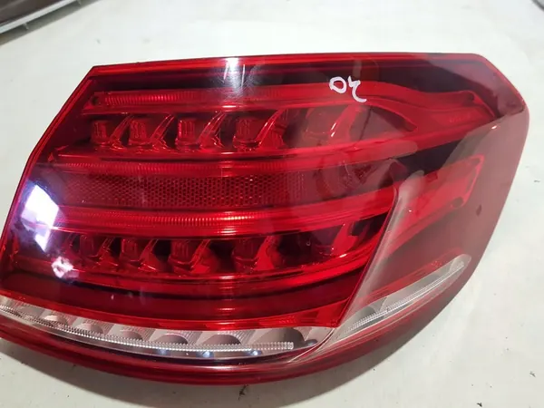 RECHTER ACHTERLICHT MERCEDES W212 LIFT SEDAN OEM A2129068802 image 3