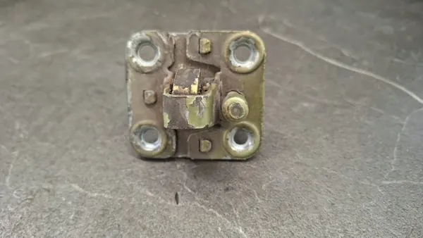 Mercedes W116 Haubenschlossblock OEM - Gebrauchtteil image 2