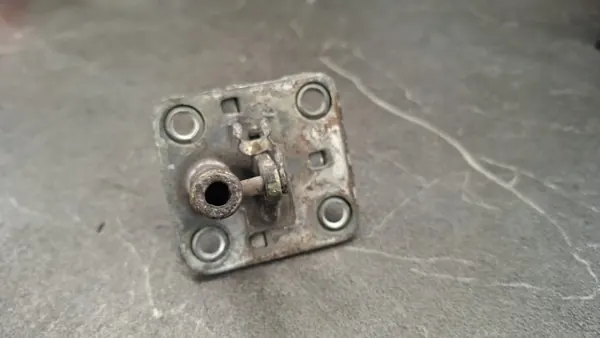 Mercedes W116 Haubenschlossblock OEM - Gebrauchtteil image 5