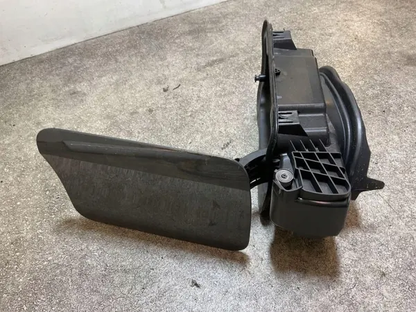 BMW Kraftstoffklappenmotor OEM 7440018 - Gebraucht image 4