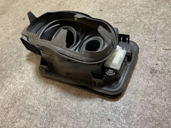 BMW Kraftstoffklappenmotor OEM 7440018 - Gebraucht image 6