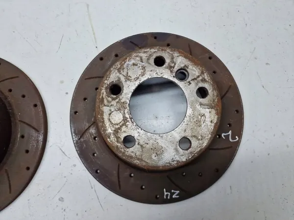 BMW Z4 Hintere Bremsscheibe OEM AAA37171 Gebraucht image 4