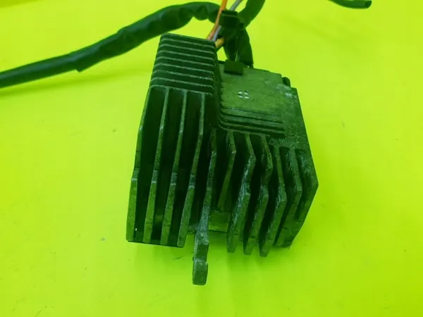 Módulo Ventilador OEM 8E0959501R Audi A4 B7 2.0 TFSI image 3