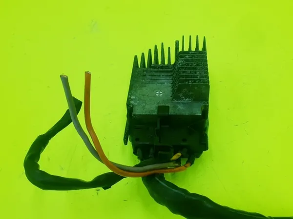 Módulo Ventilador OEM 8E0959501R Audi A4 B7 2.0 TFSI image 5