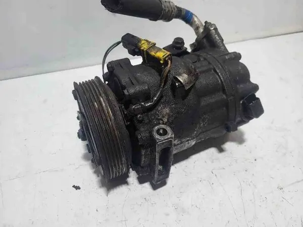 Ilmastointikompressori PEUGEOT 308 II 1.6L diesel image 3