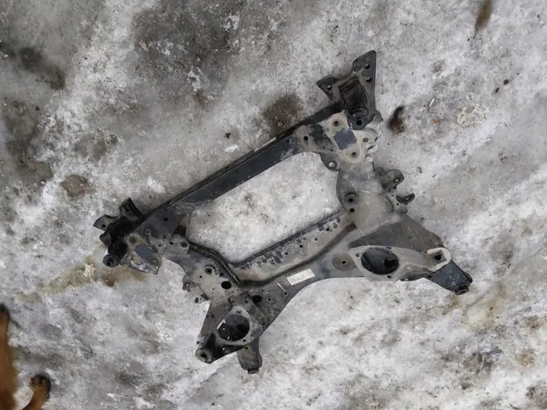 BMW X3 G01 X4 G02 framhjulsupphängningsbalk OEM 6891262 image 4