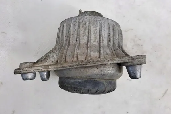 Engine Compartment Parts MERCEDES-BENZ C (W205) A2052406617 image 2