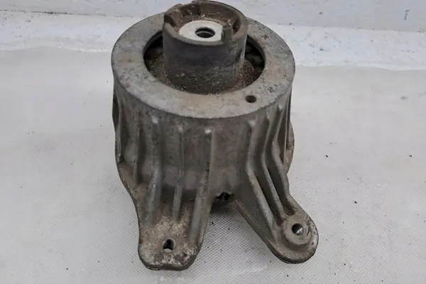 Engine Compartment Parts MERCEDES-BENZ C (W205) A2052406617 image 5