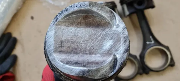 SQ5 8R Q5 LIFT Kolv med Veva Vänster 3.0 TFSI image 2