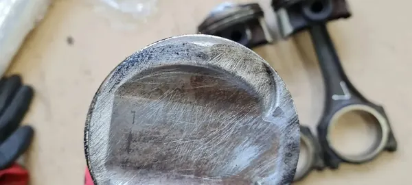 SQ5 8R Q5 LIFT Kolv med Veva Vänster 3.0 TFSI image 4