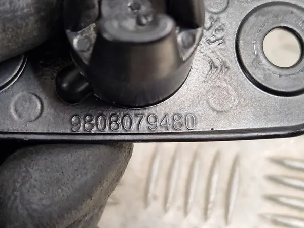 OEM 9808470880A Citroen Jumpy 2017 Vasen Oven Lukko image 4